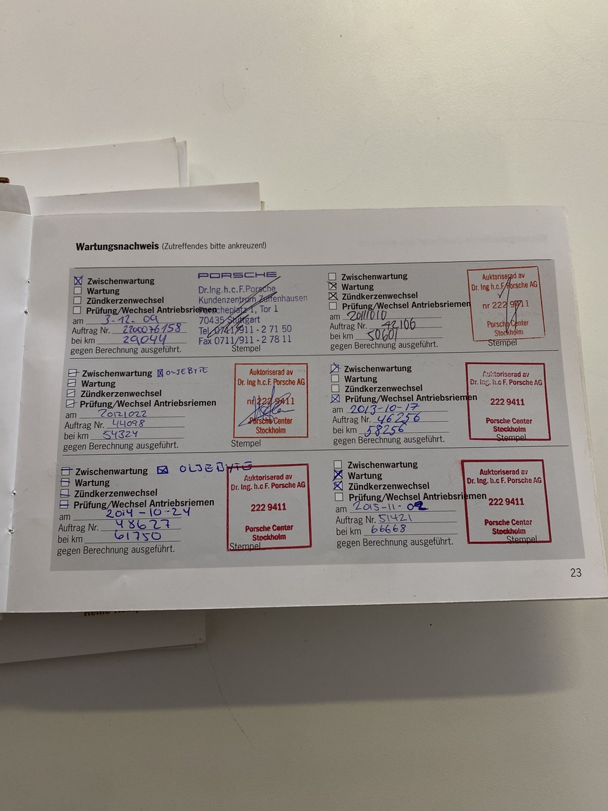 Dokumentation för 2009 Porsche 997.2 C2S Manuell (9)