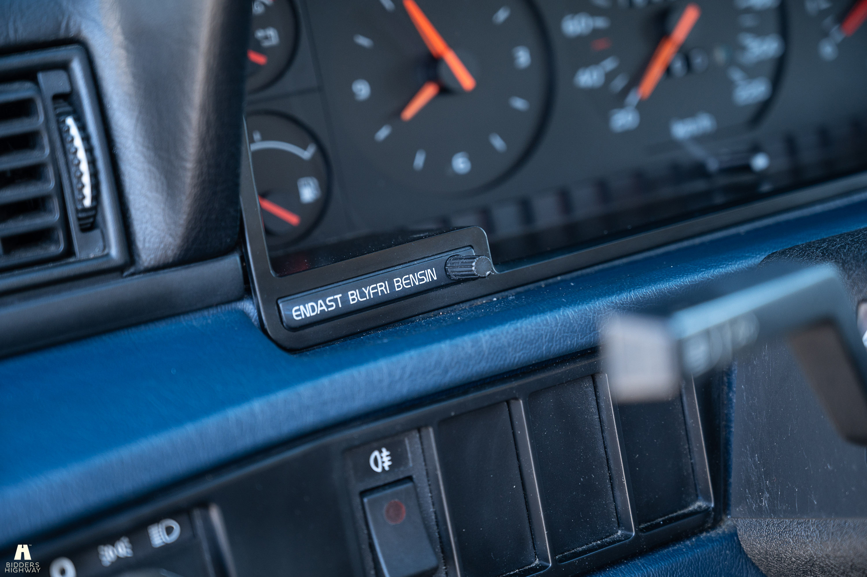 Innenraumfoto von 1988 Volvo 740 GL (4)