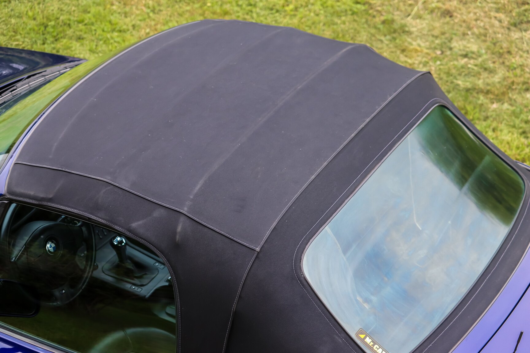 Exterior image of 1999 BMW Z3 1.9i