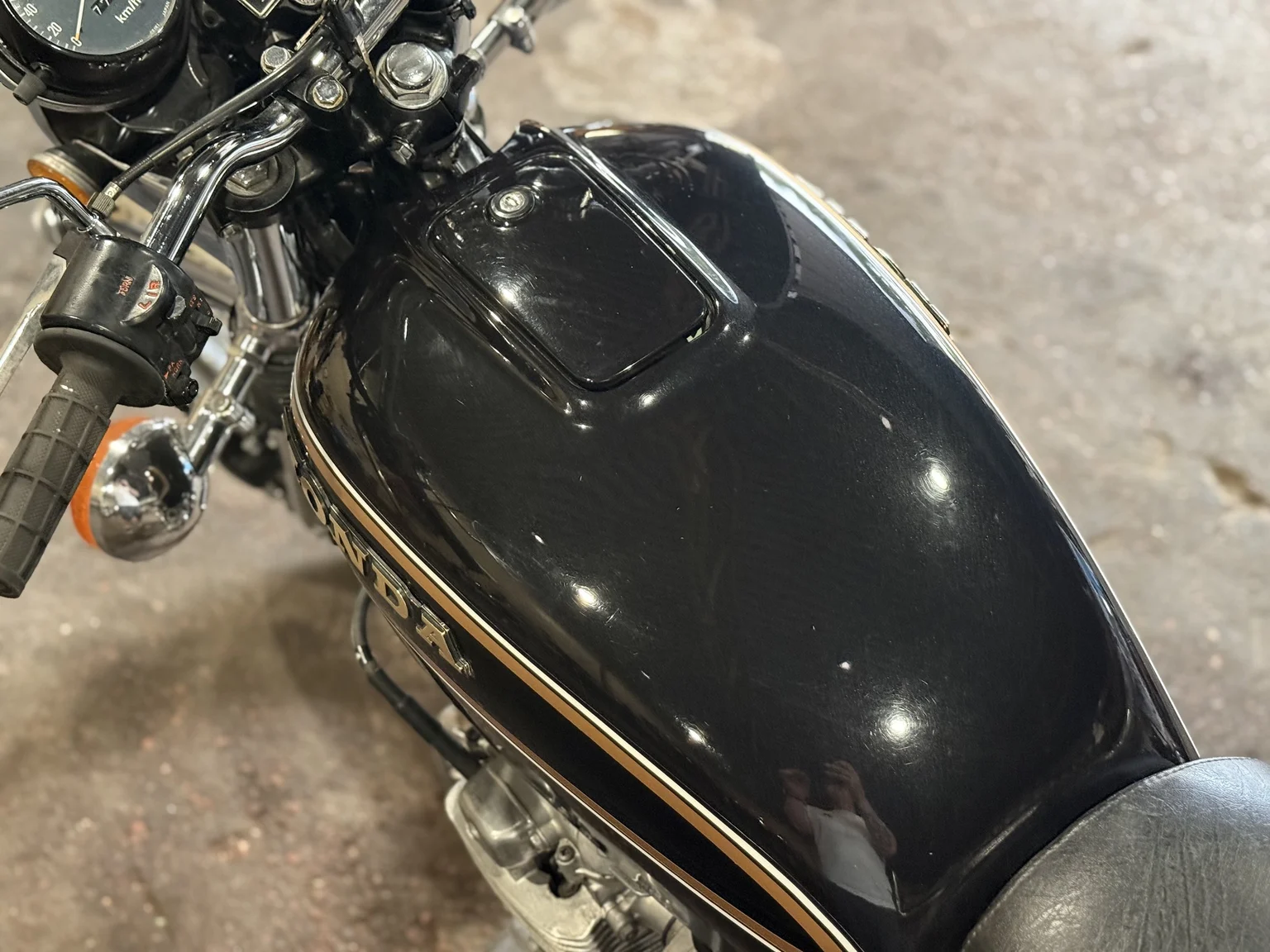 Exteriörbild på 1977 Honda Cb 500 K3 (15)