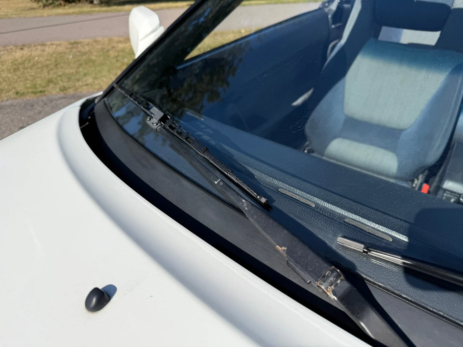 Exterior image of 1988 Toyota Celica Cabriolet (45)