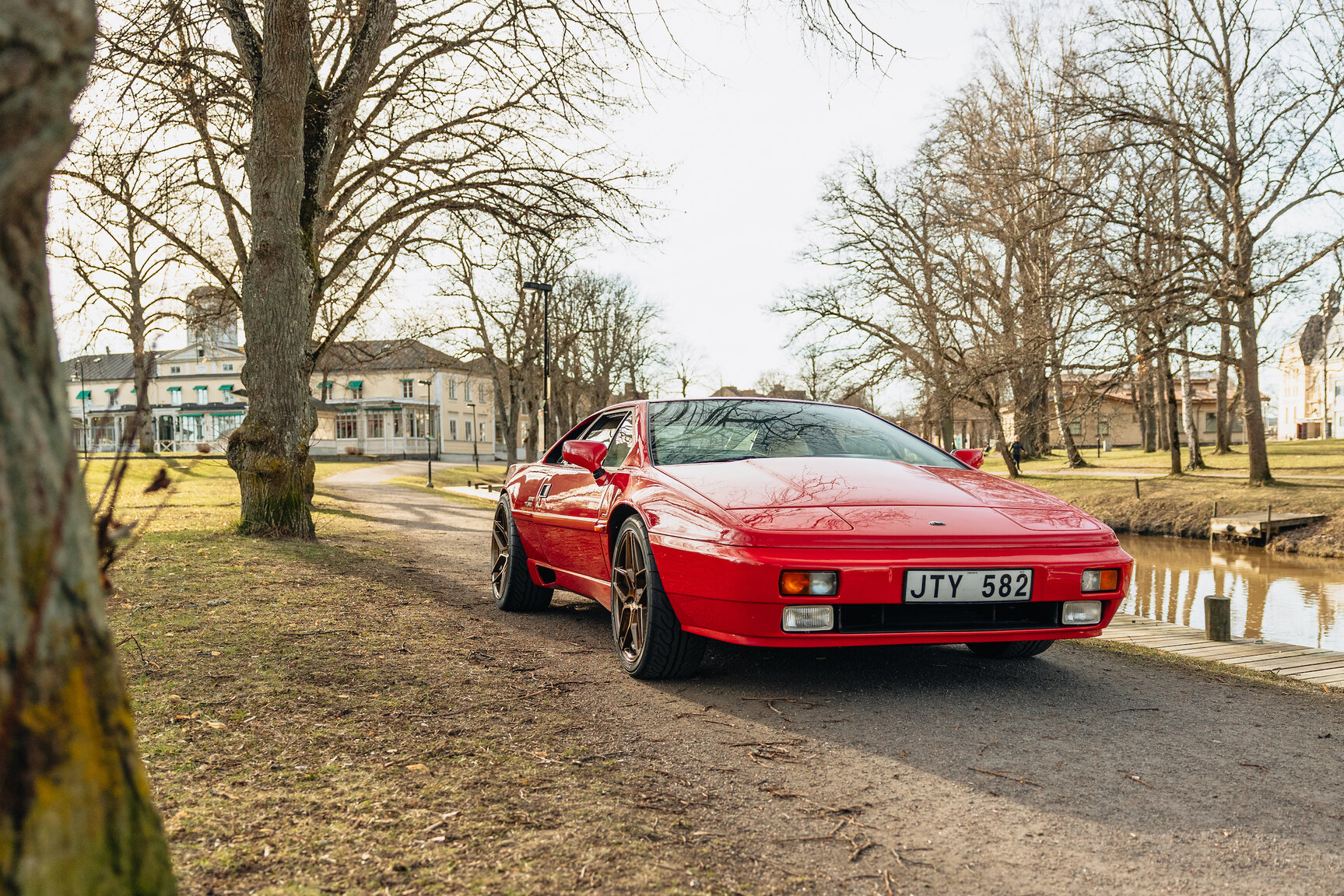 Exteriörbild på 1989 Lotus Esprit Turbo 