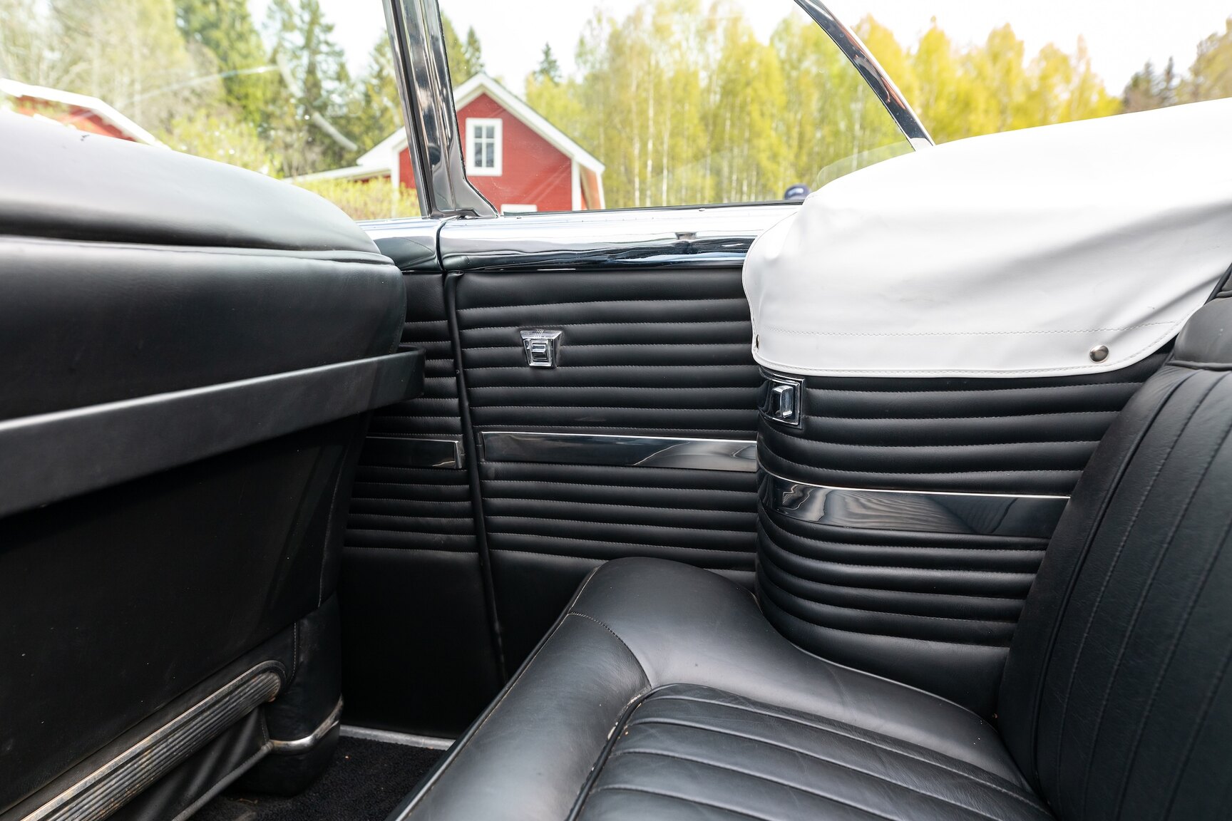 Innenraumfoto von 1955 Packard Caribbean Cabriolet  (29)