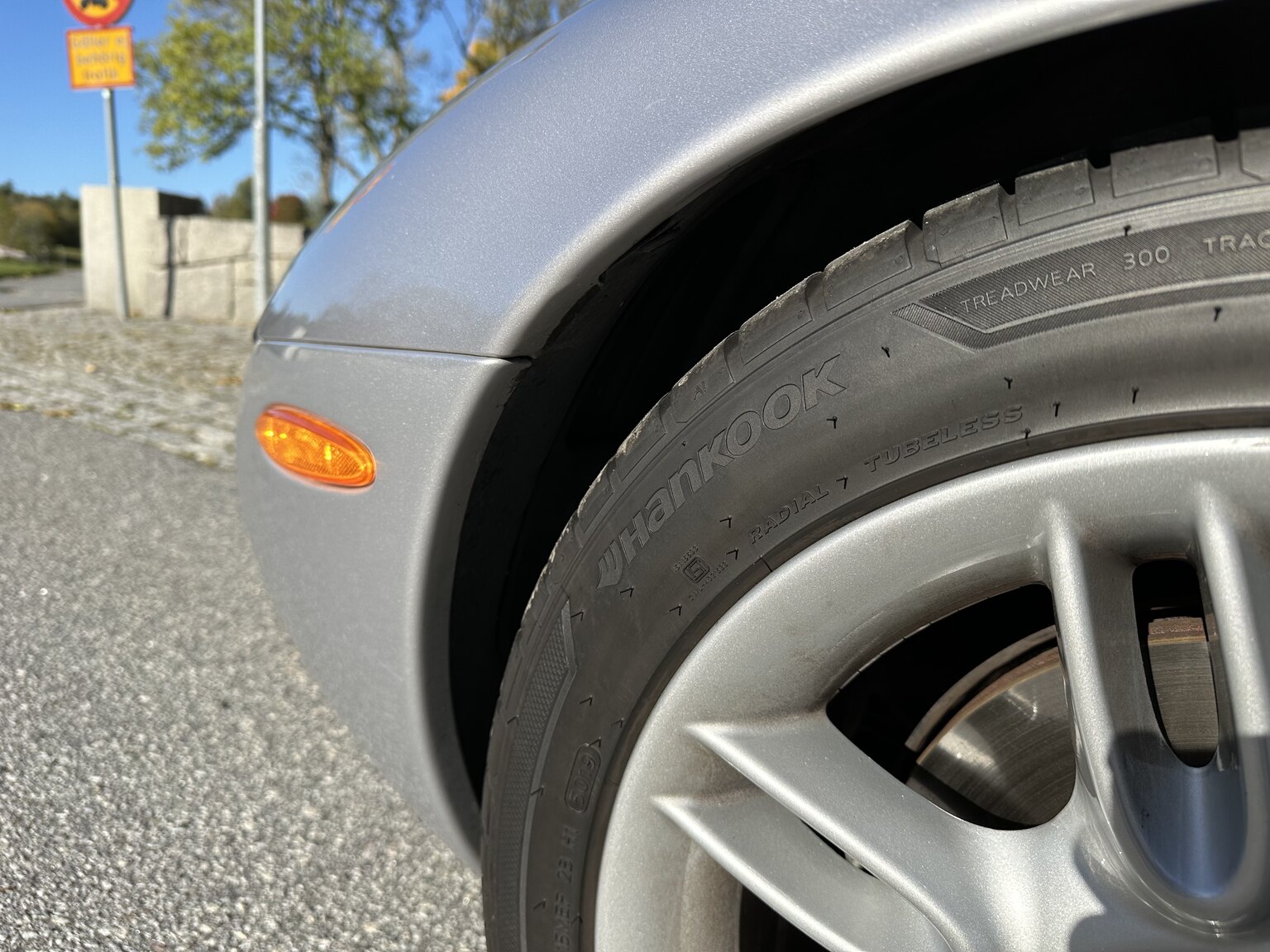 Exteriörbild på 2000 Jaguar XK 8