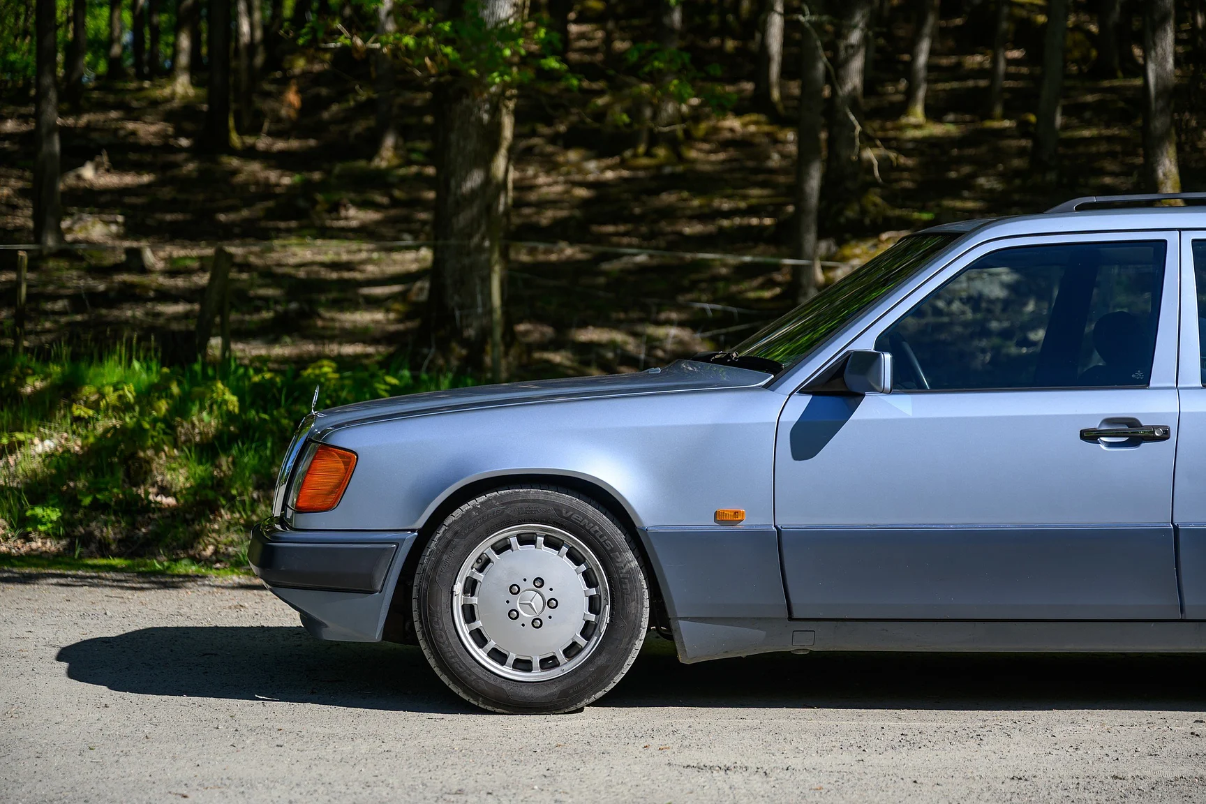 Exteriörbild på 1992 Mercedes-Benz 300 TE (2)