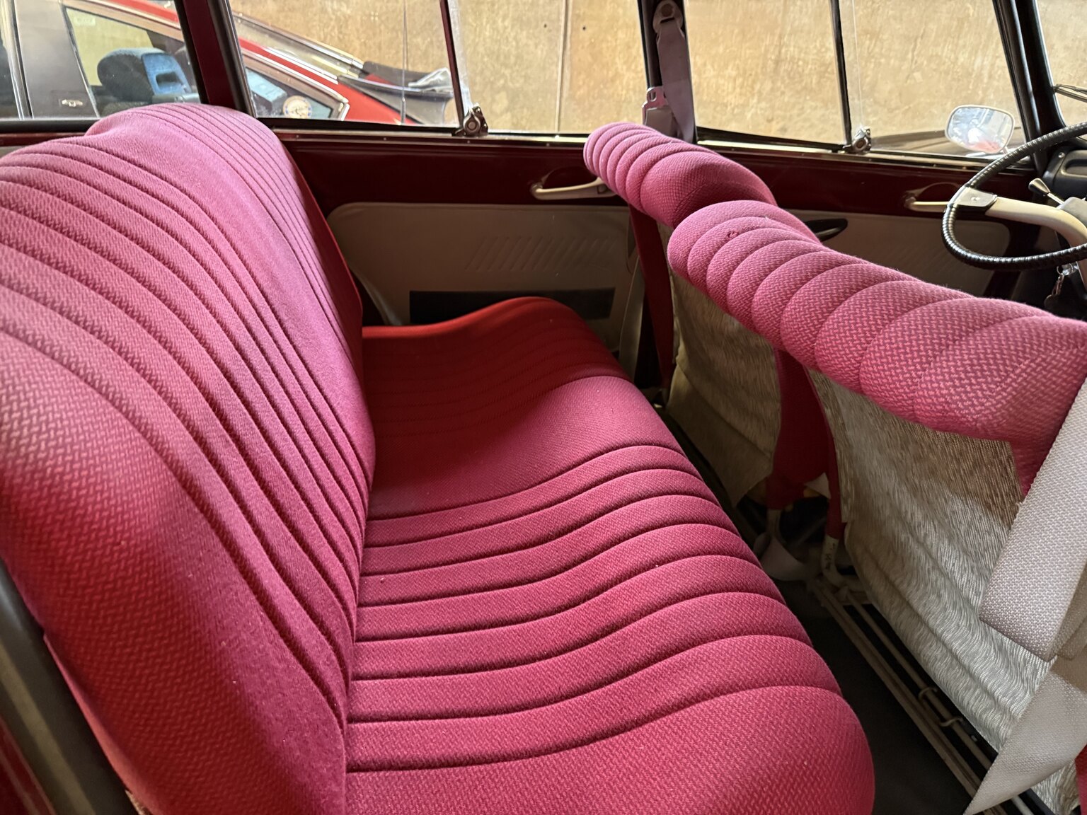 Interior image of 1967 Citroën Ami 6 Weekend