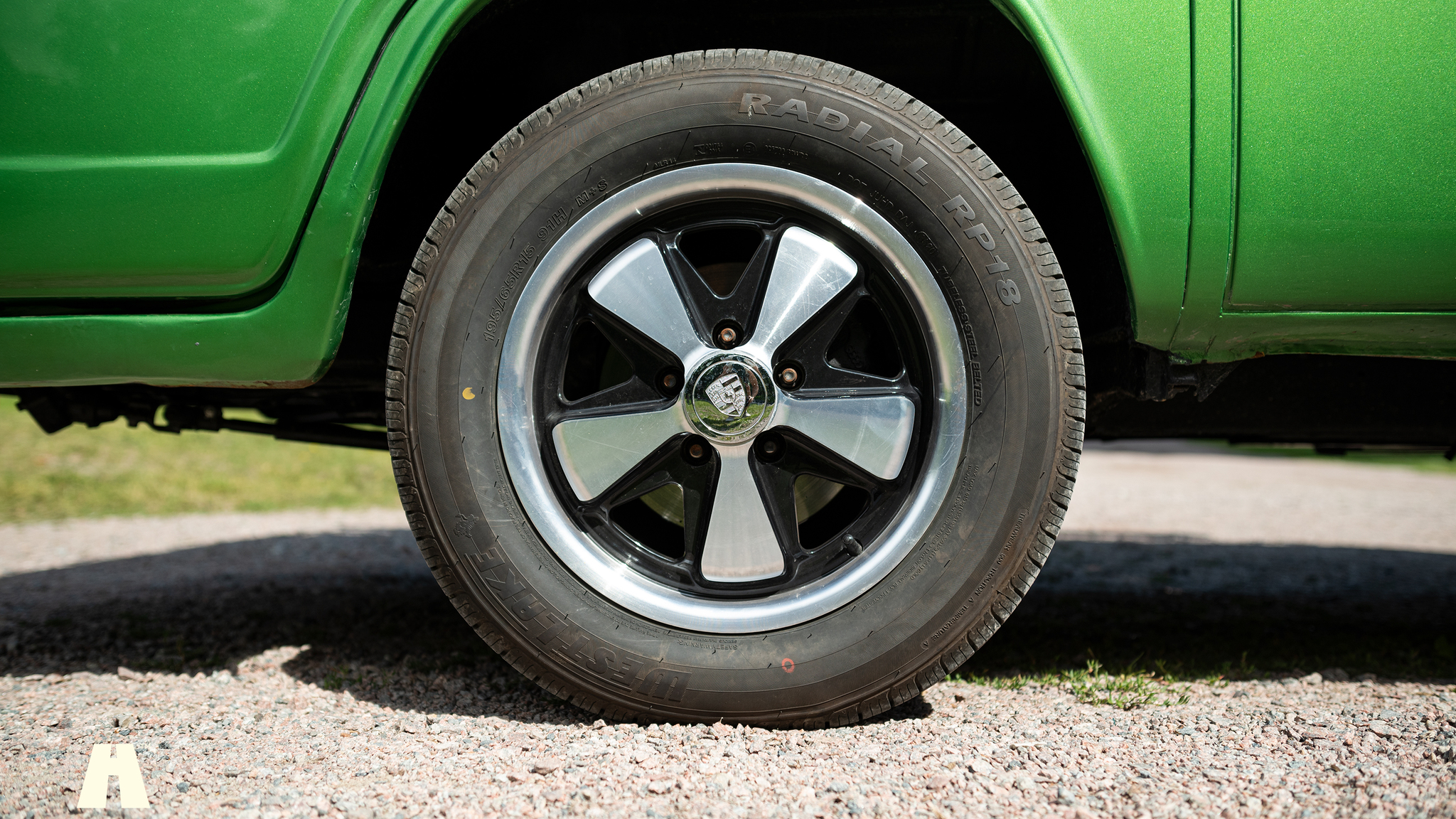 Exterior image of 1998 Volkswagen T2 Camper