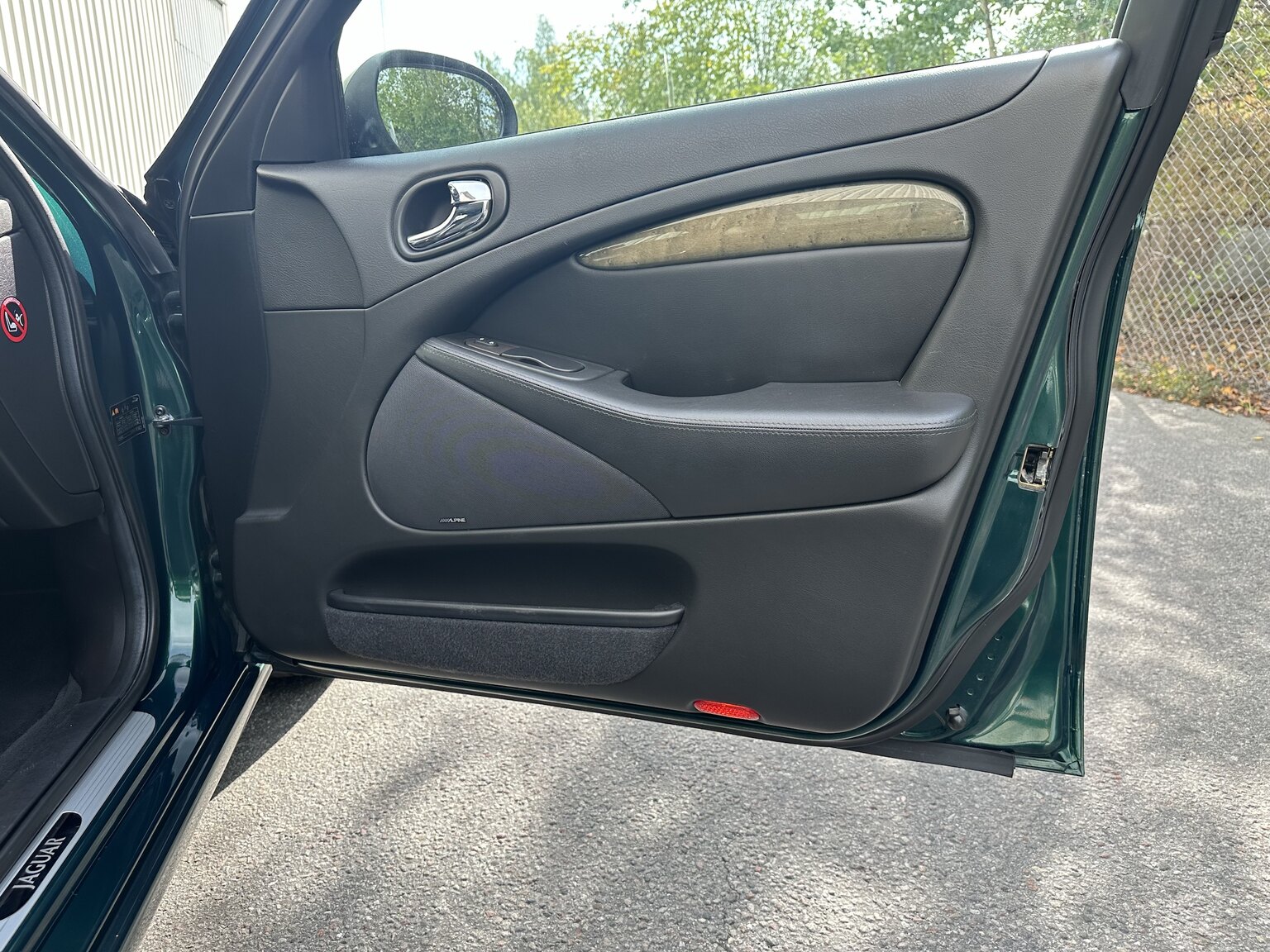 Interior image of 2003 Jaguar S-Type R