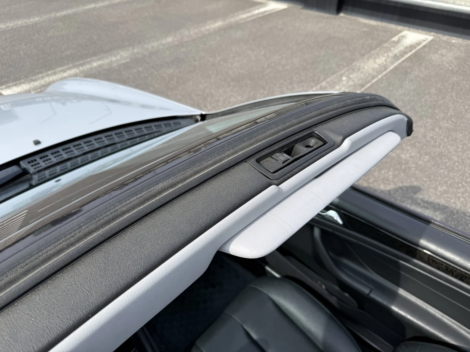 Aussenfoto 2001 MERCEDES-BENZ CLK 230 Kompressor Cabriolet (41)