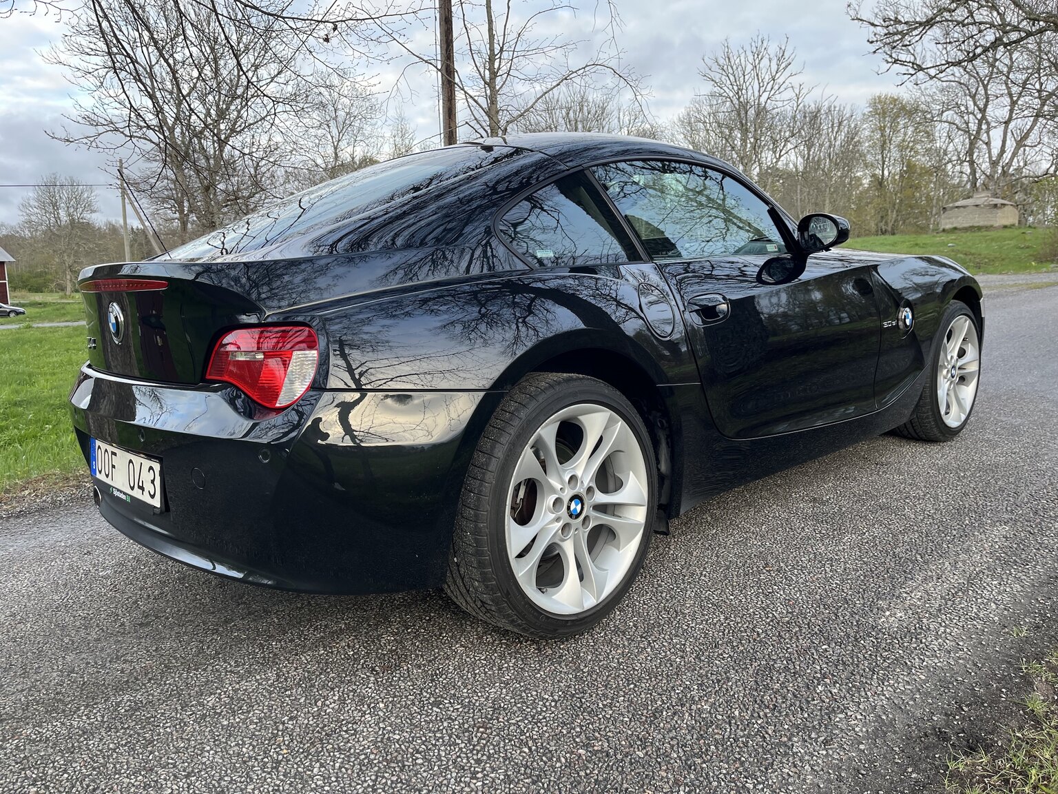 Exterior image of 2007 BMW Z4 3.0Si Coupé