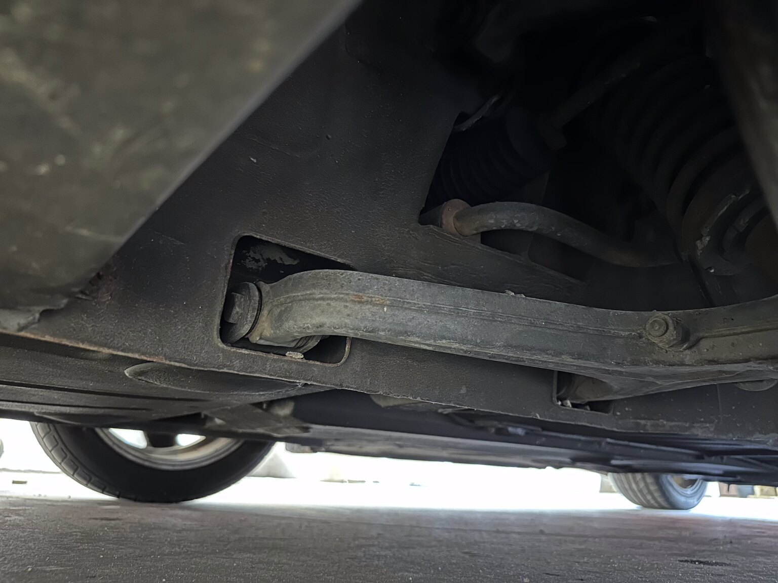 Image of 1990 Ferrari 348 mechanics (33)