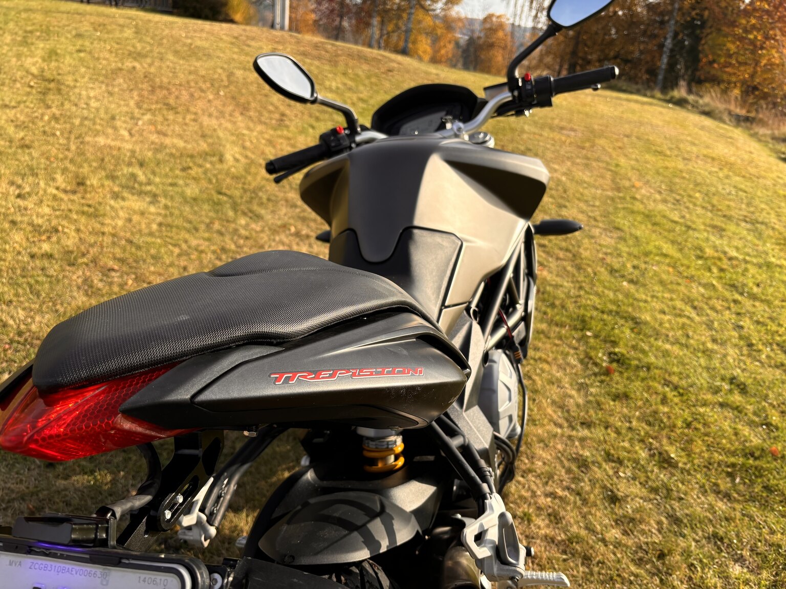 Exteriörbild på 2014 MV Agusta Brutale 675