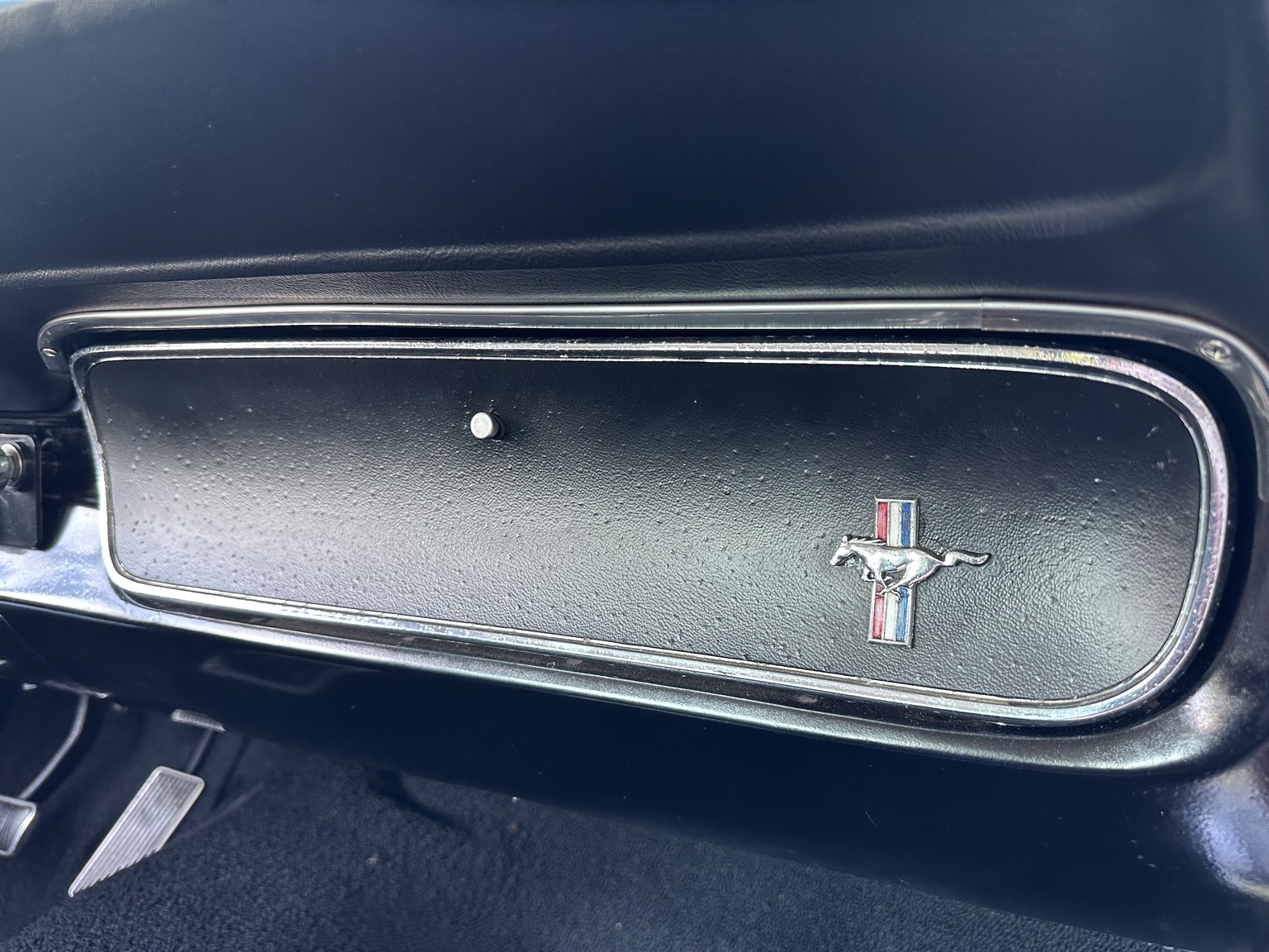Interior image of 1965 Ford Mustang 289 Fastback