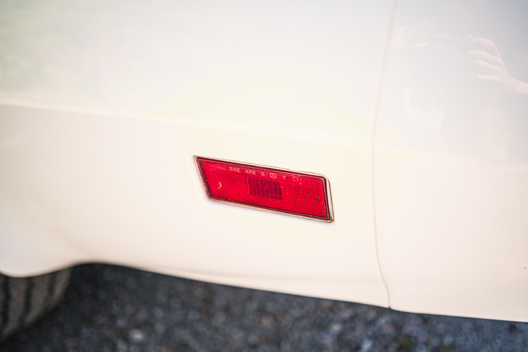 Exterior image of 1975 Chevrolet Corvette Stingray (30)