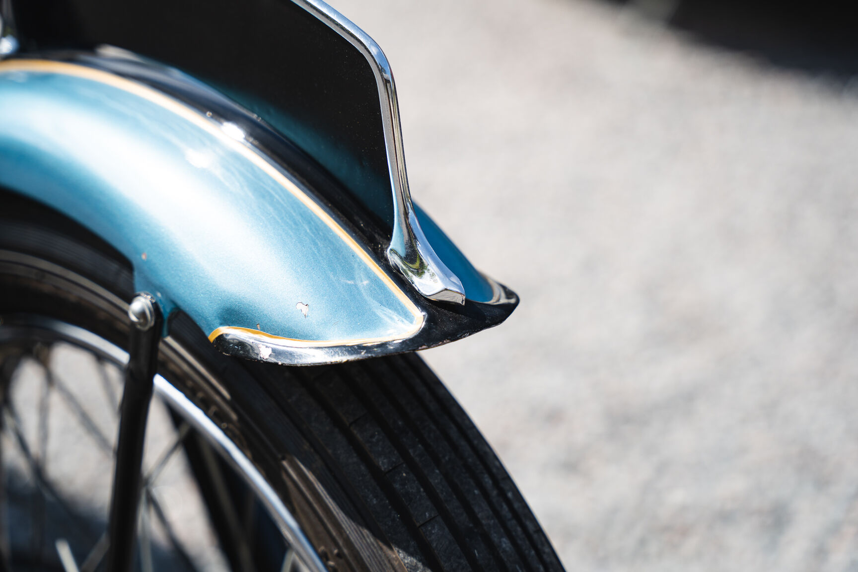 Aussenfoto 1956 Triumph Thunderbird (16)