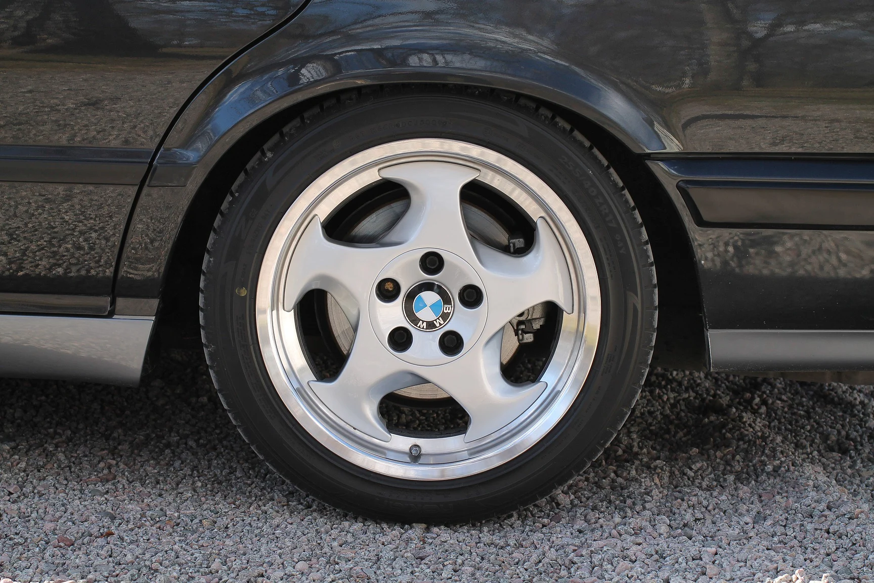 Aussenfoto 1993 BMW E34 M5 Touring  (98)