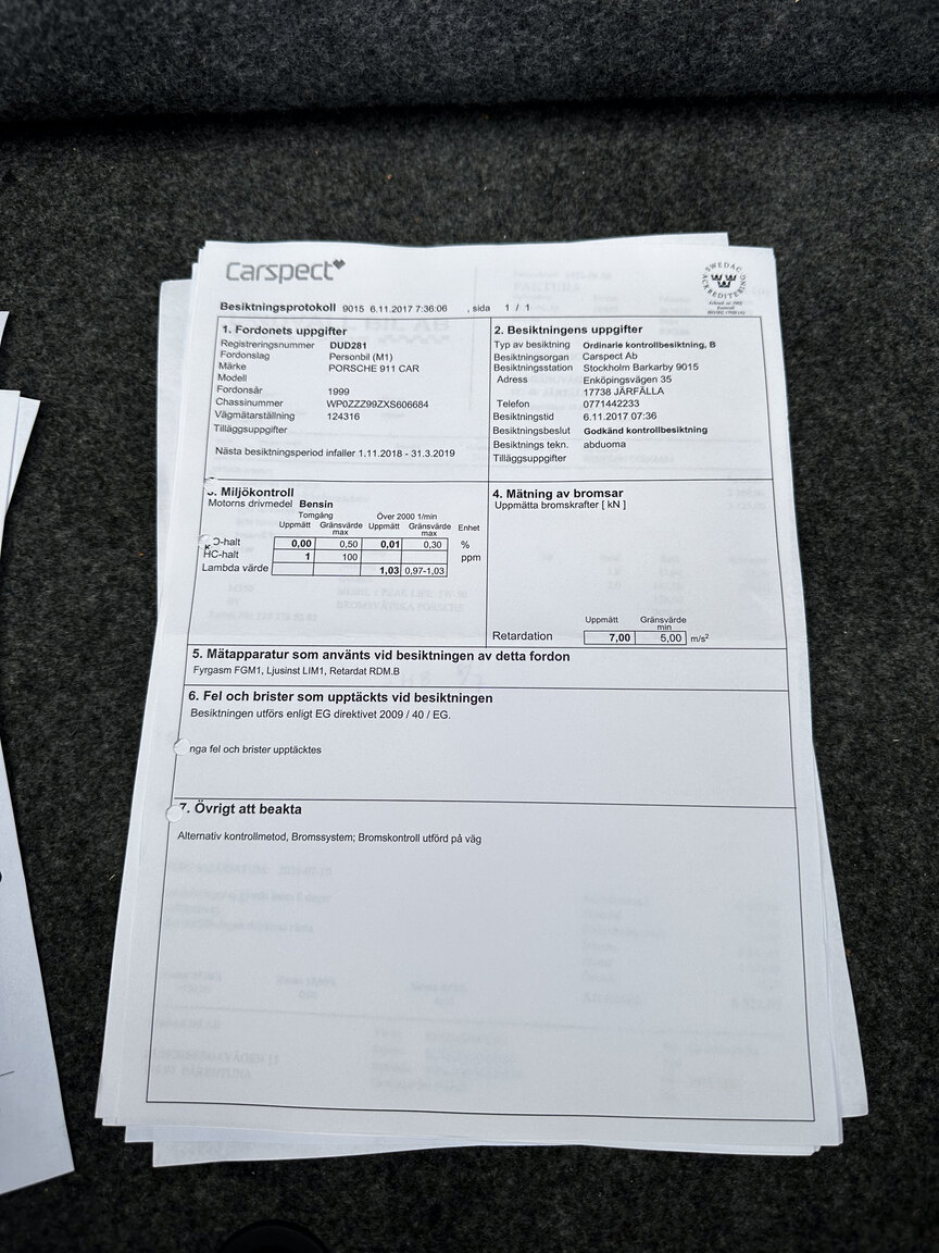 Documentation for 1999 Porsche 911 Carrera 4