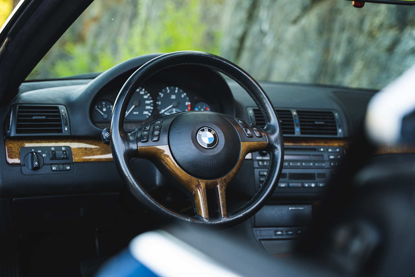 Innenraumfoto von 2001 BMW E46 325 Cabriolet (3)