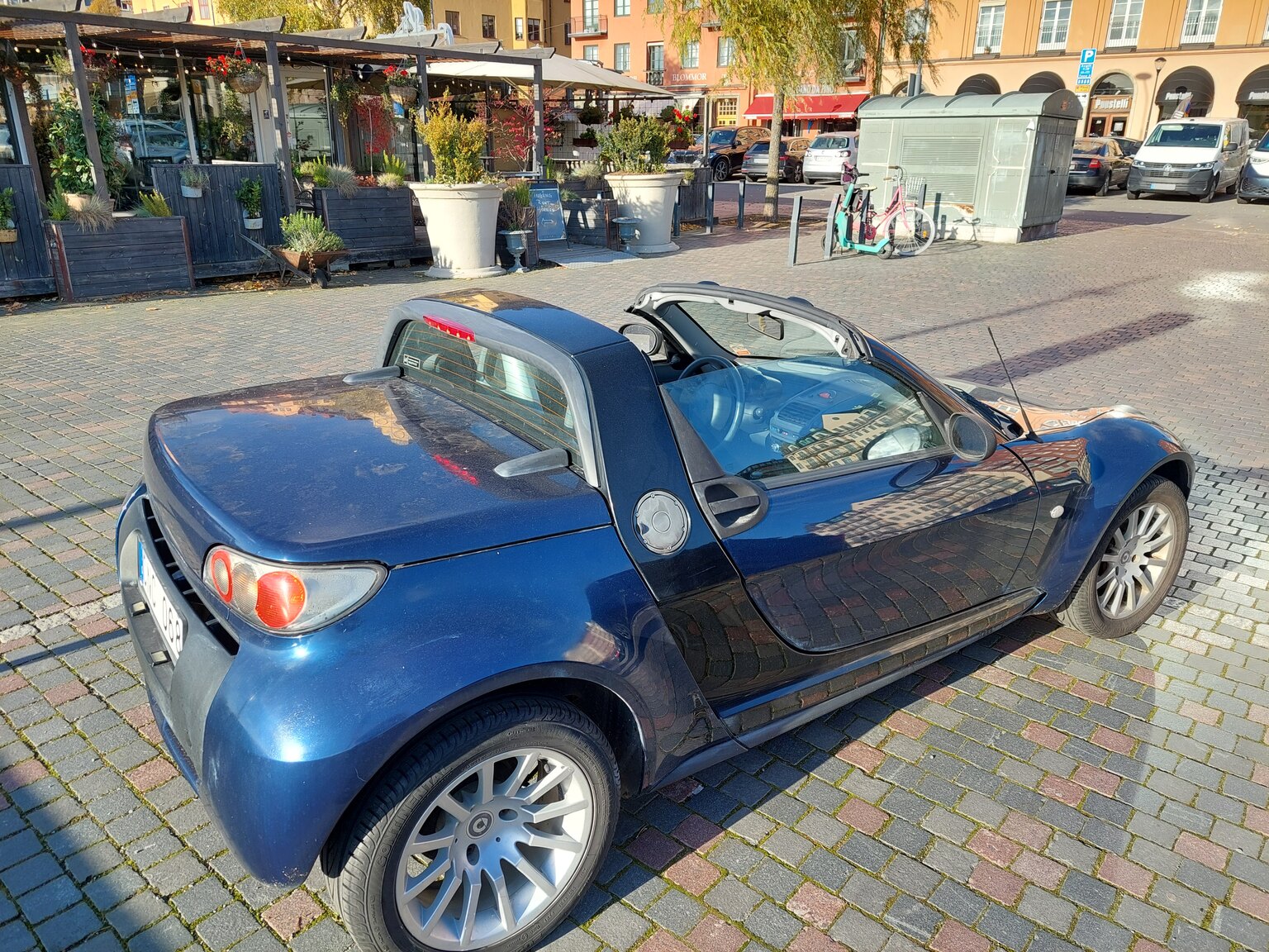 Exteriörbild på 2004 Smart Roadster
