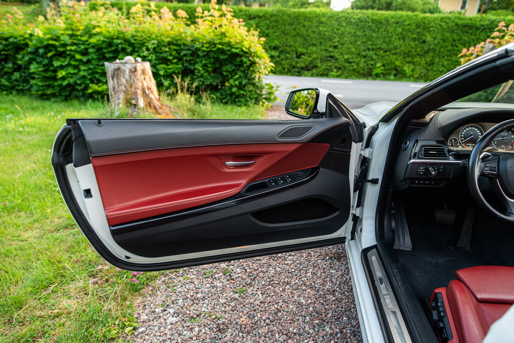 Interiörbild 2011 BMW 650i Cabriolet