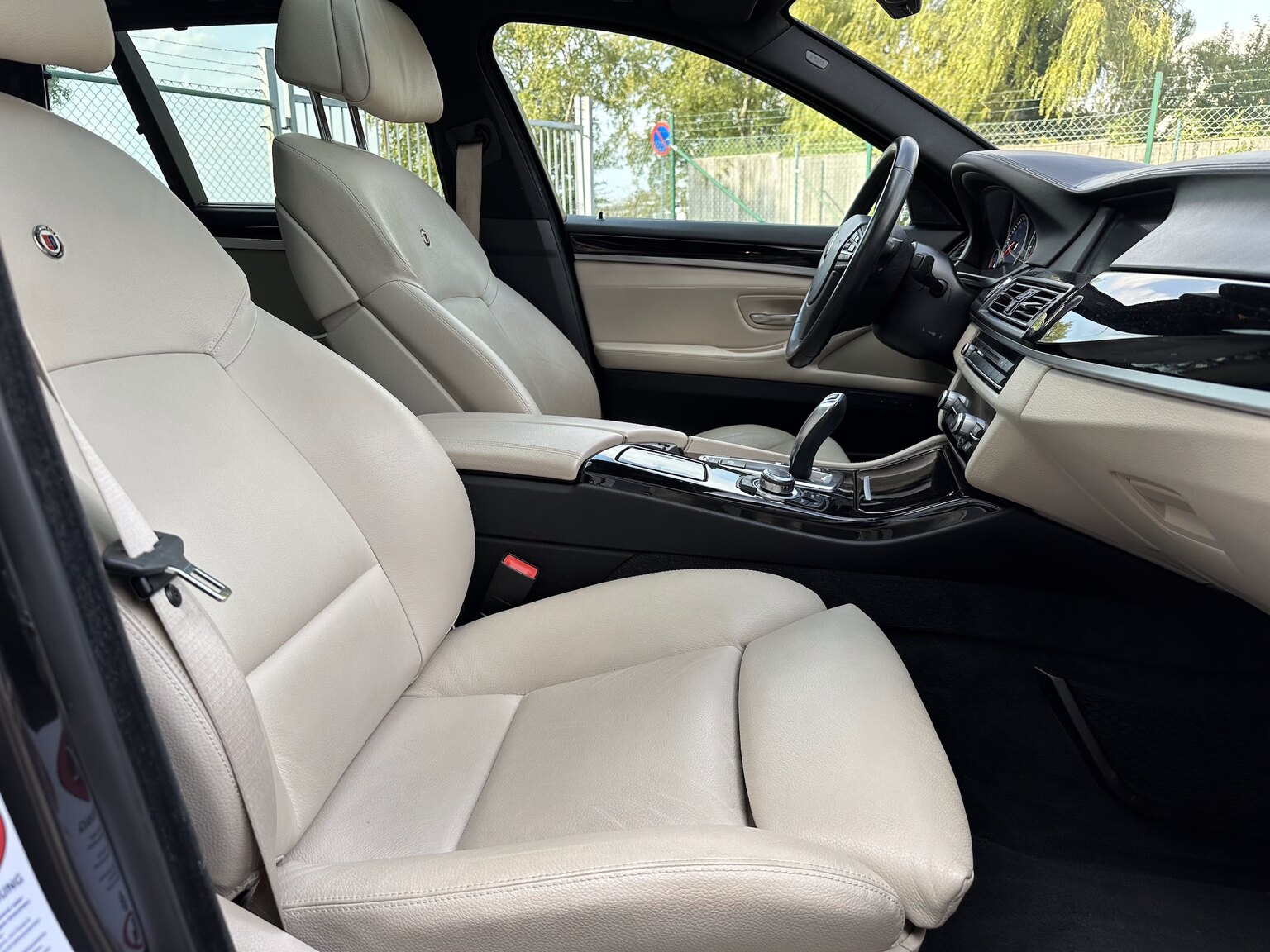 Interior image of 2011 ALPINA B5 Bi-Turbo Touring Switch-Tronic
