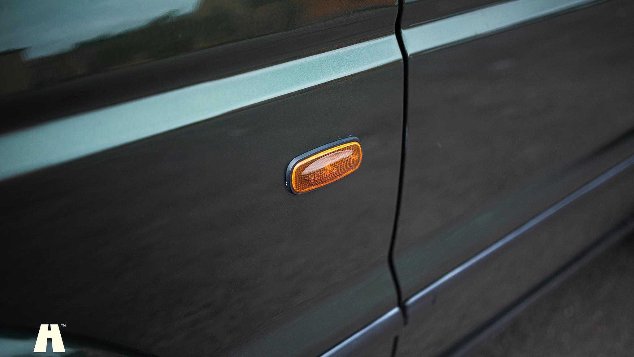 Exterior image of 2003 Land Rover Discovery II, 2003
