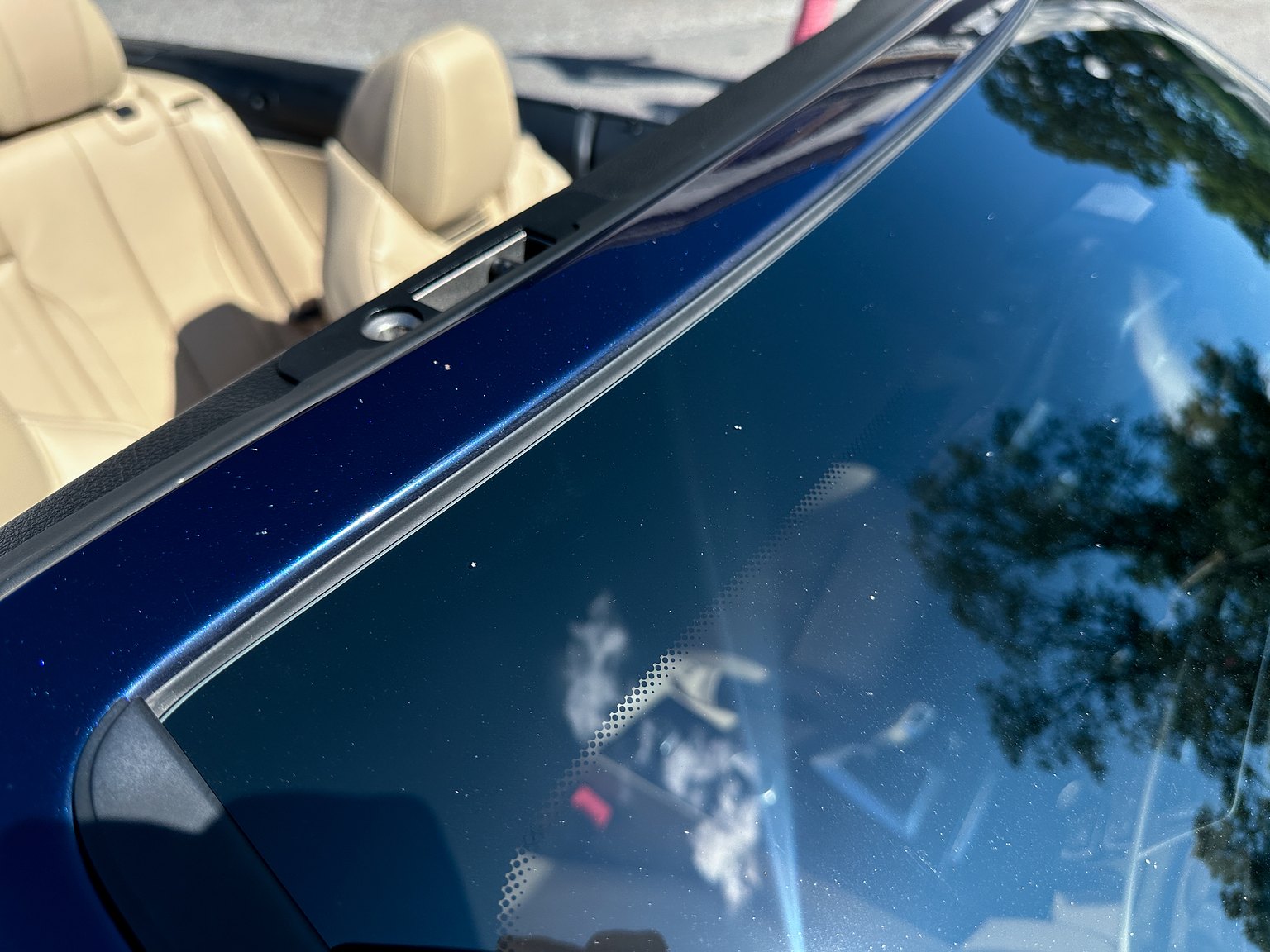 Exterior image of 2018 BMW 430i xDrive Convertible