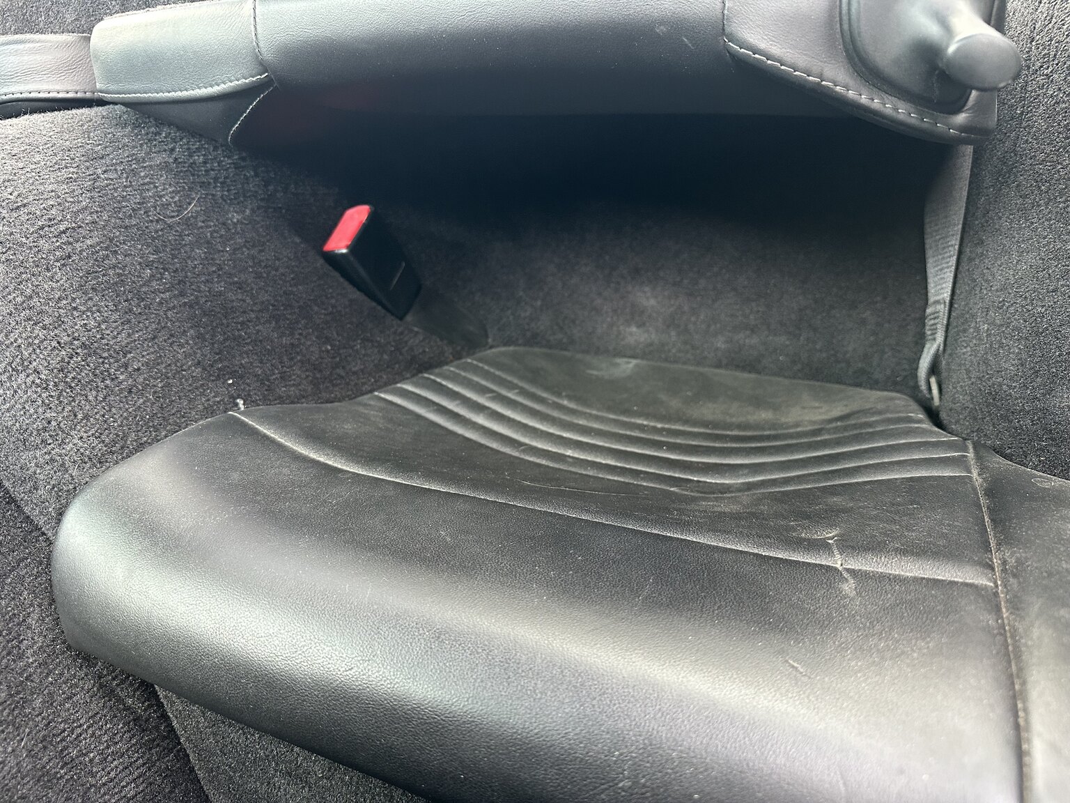 Interior image of 2002 Porsche 996 Turbo (22)