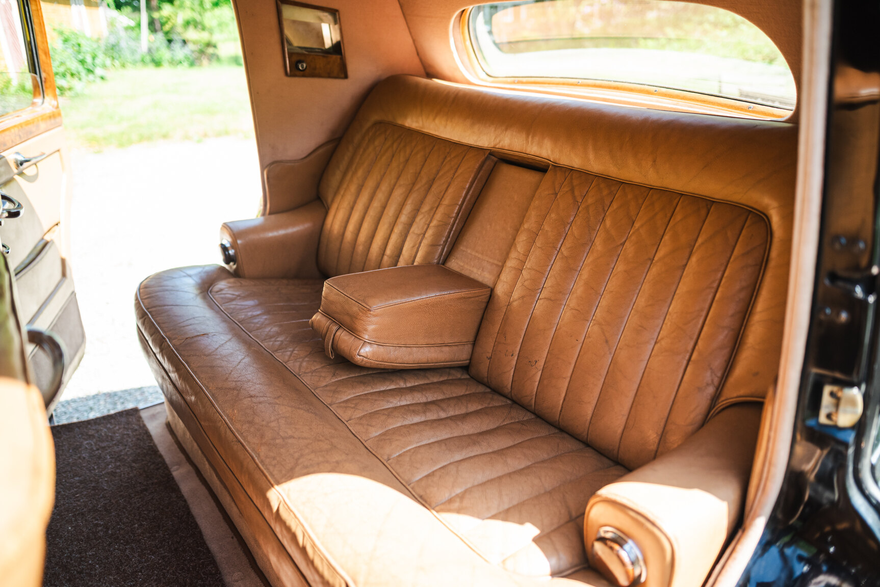 Interior image of 1950 Bentley 4 1/4 Litre