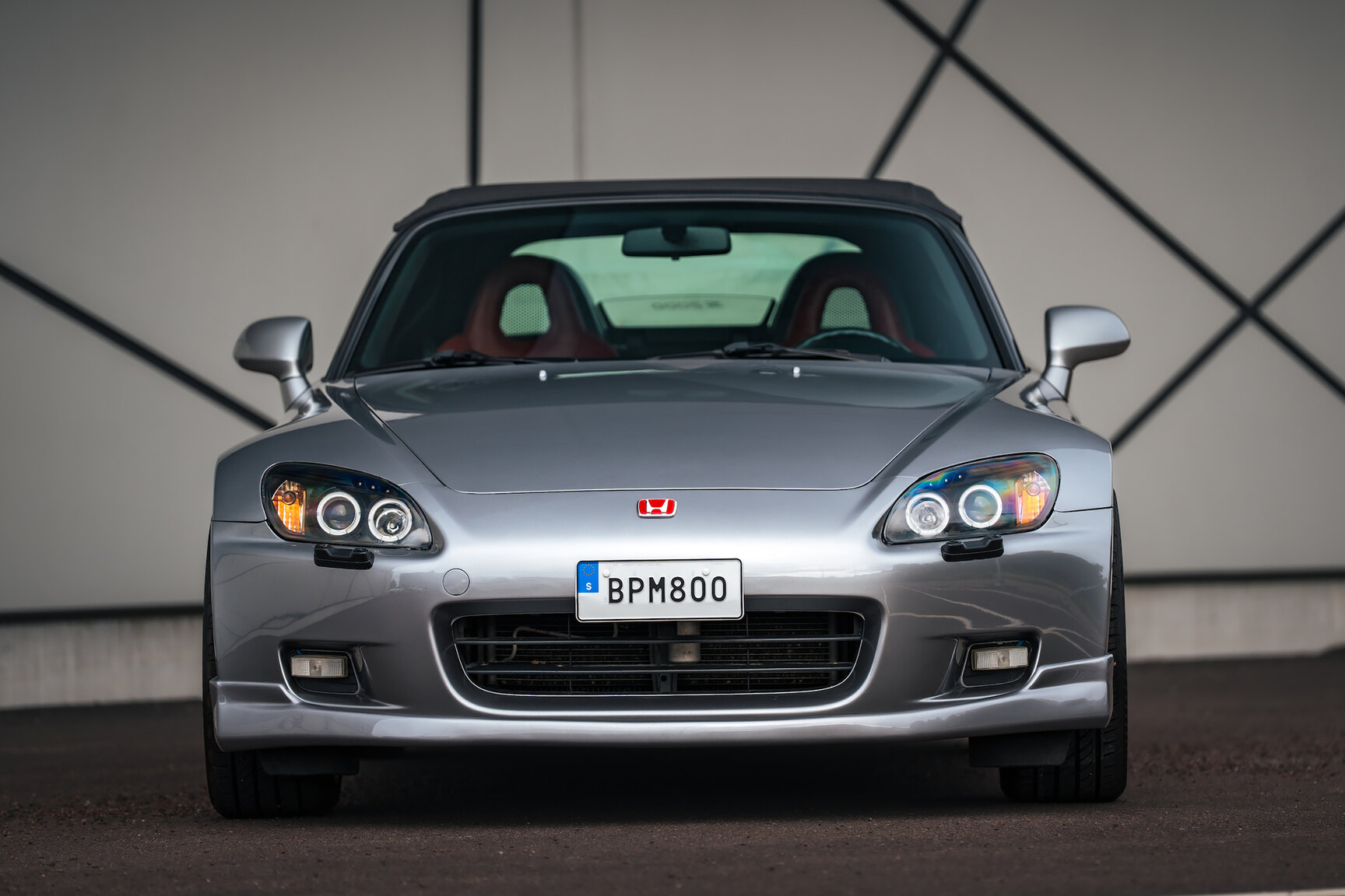 Exterior image of 2000 Honda S2000 AP1