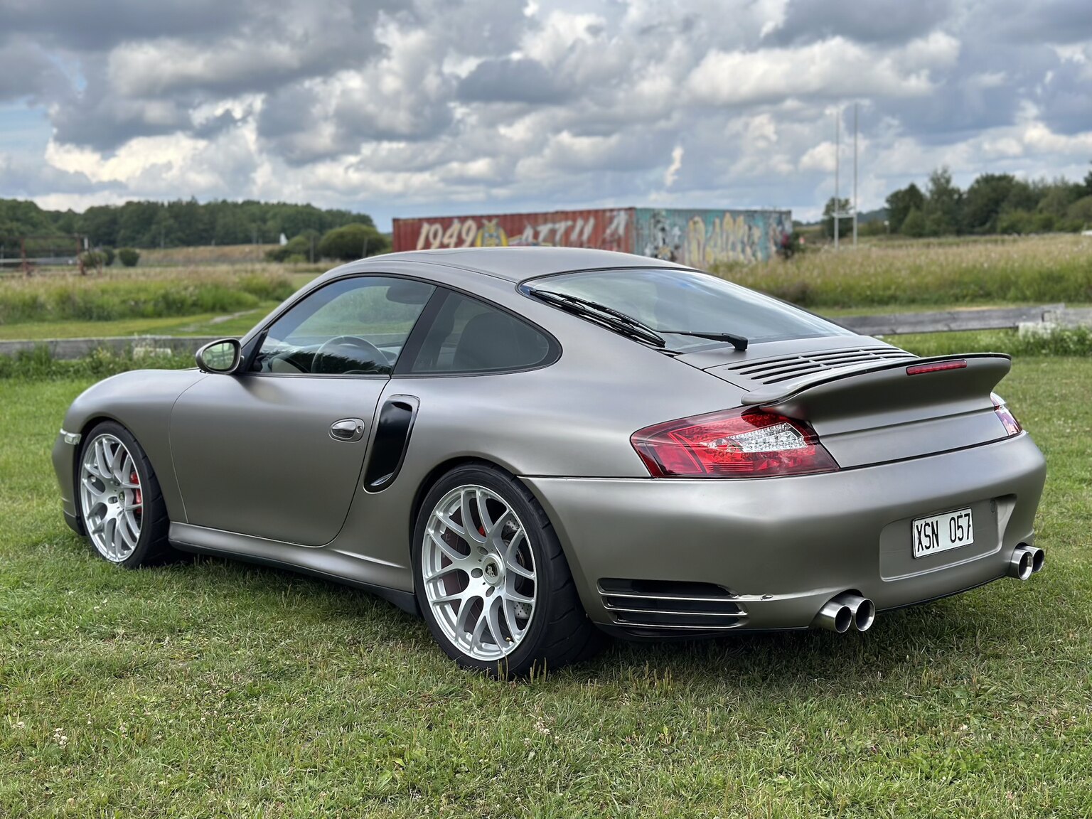 Aussenfoto 2002 Porsche 996 Turbo