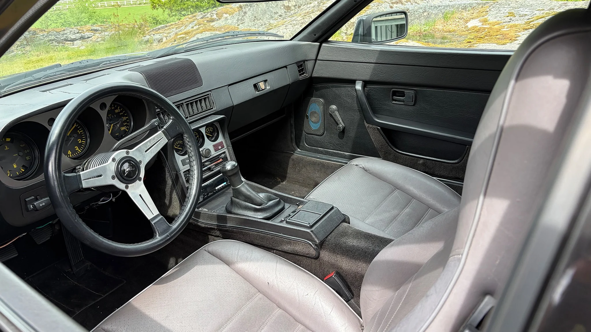 Interiörbild 1983 Porsche 944 1,8 TFSI Targa  (2)
