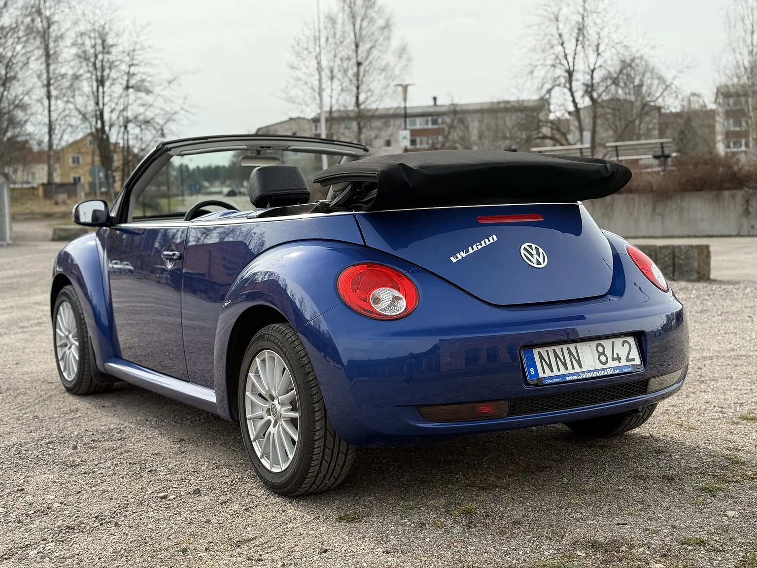 Exterior image of 2007 VW Beetle 1600 Cabriolet  (6)
