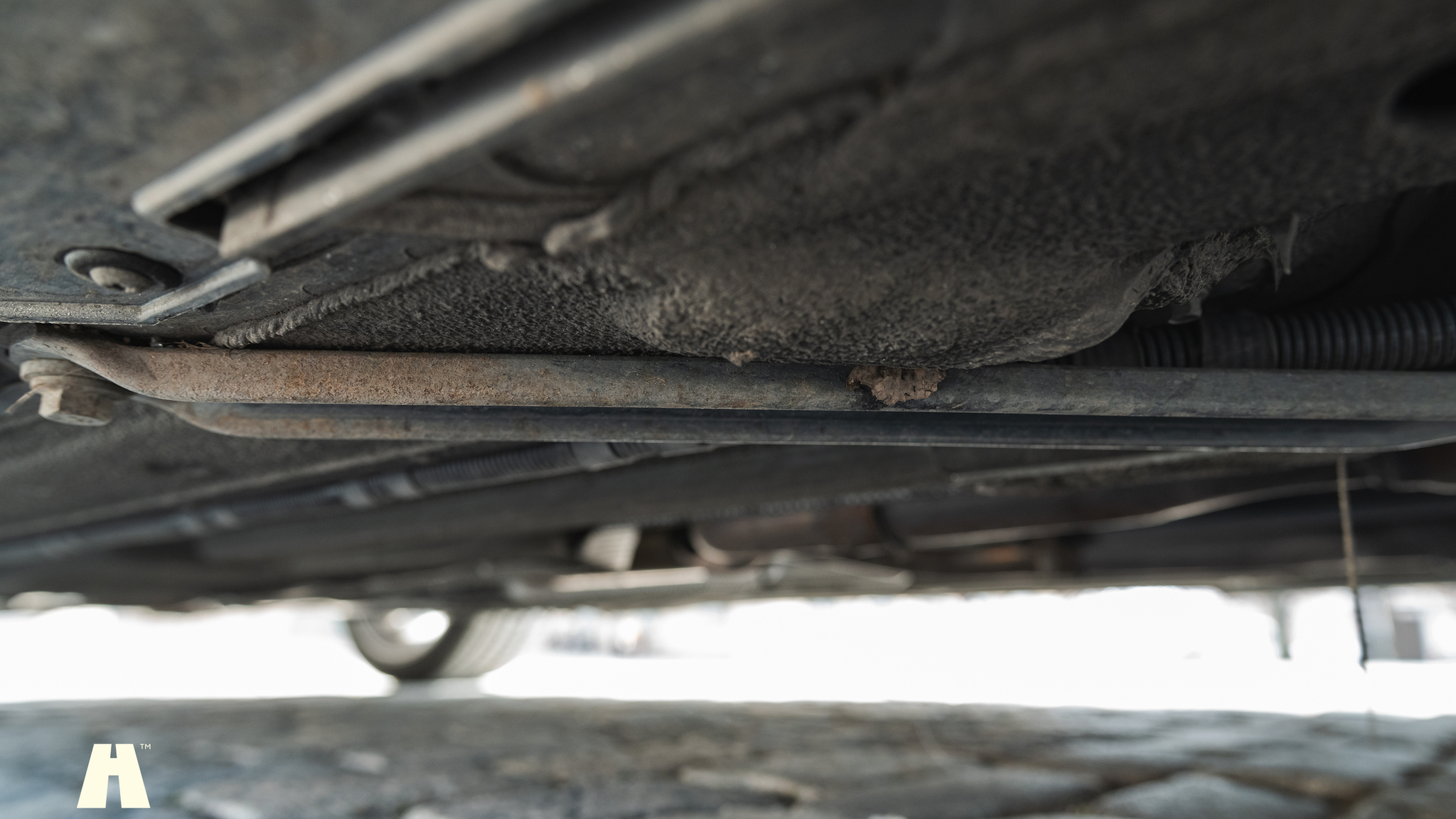 Image of 2008 Jaguar XKR (56) mechanics