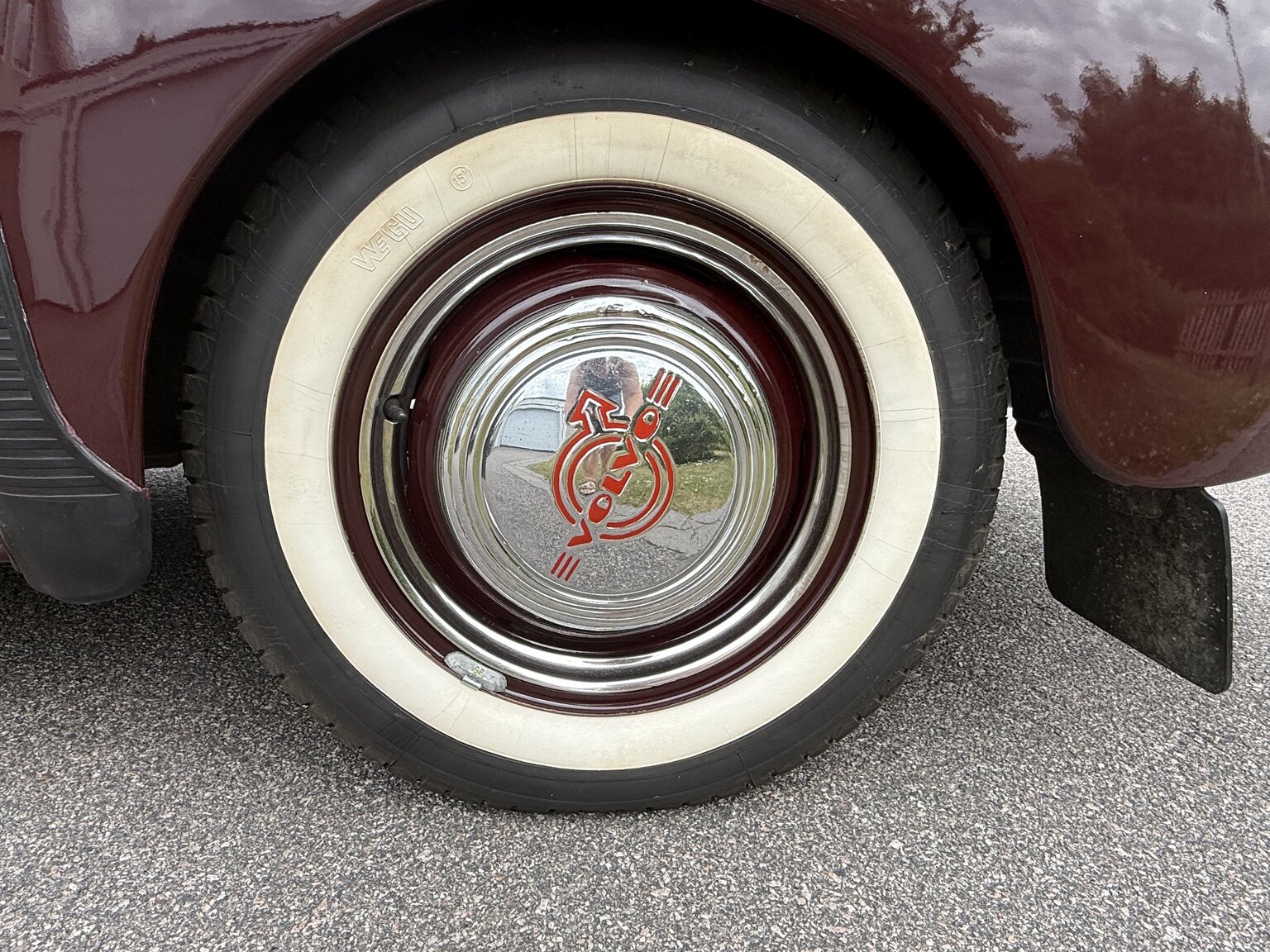 Exterior image of 1953 Volvo PV 444 ES