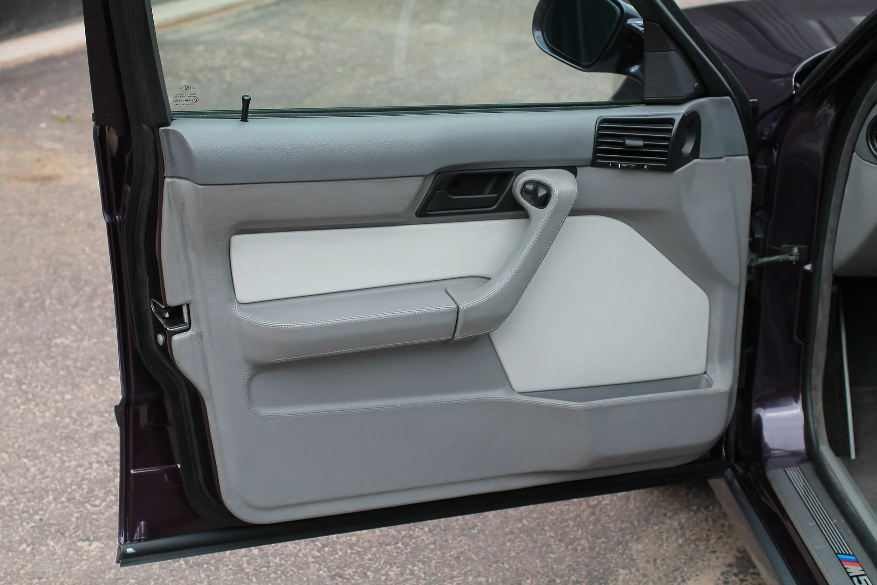 Interiörbild 1993 BMW M5 Touring 3.8 Manual (14)