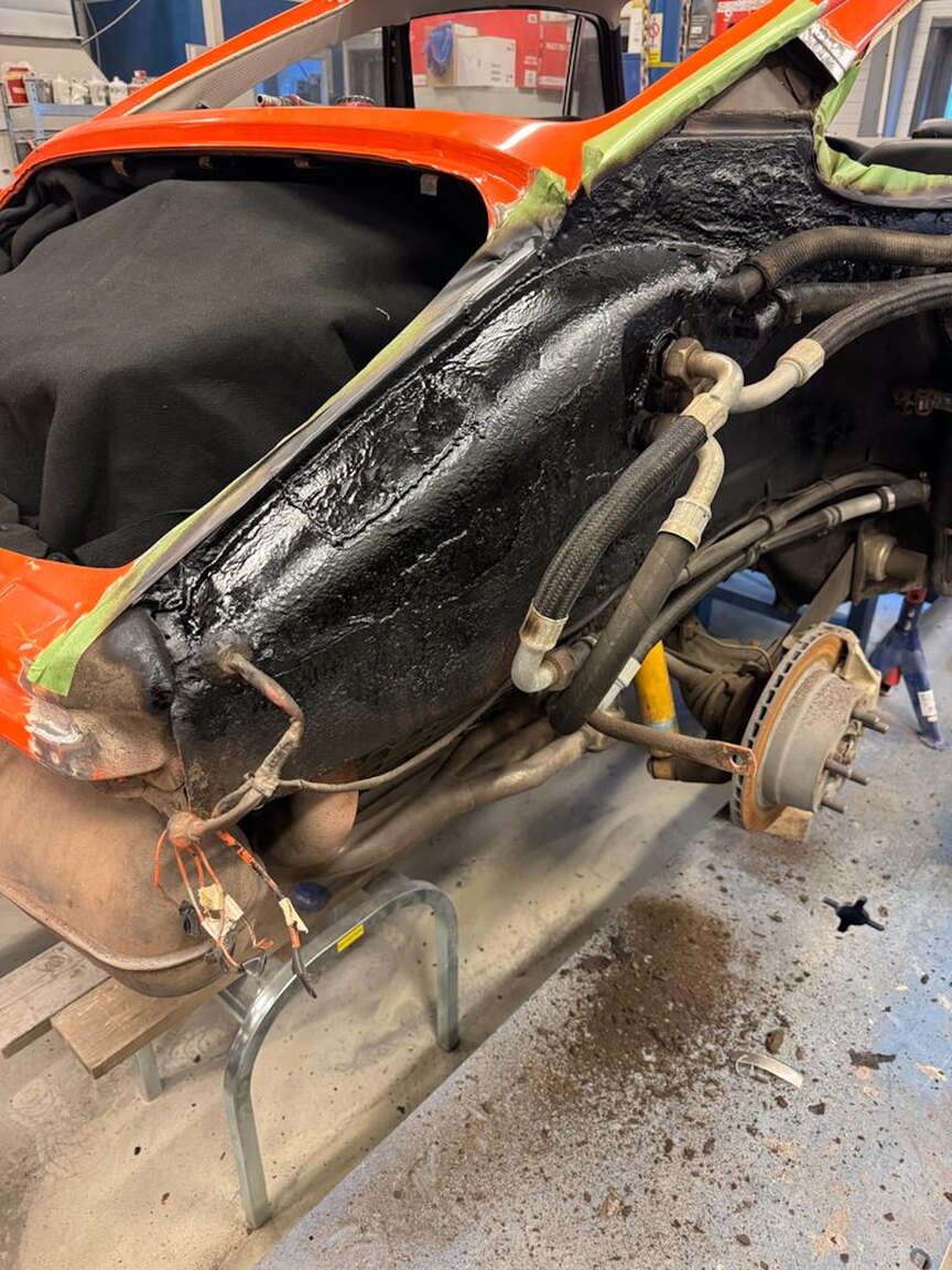 Image of 1972 Porsche 911E miscellaneous