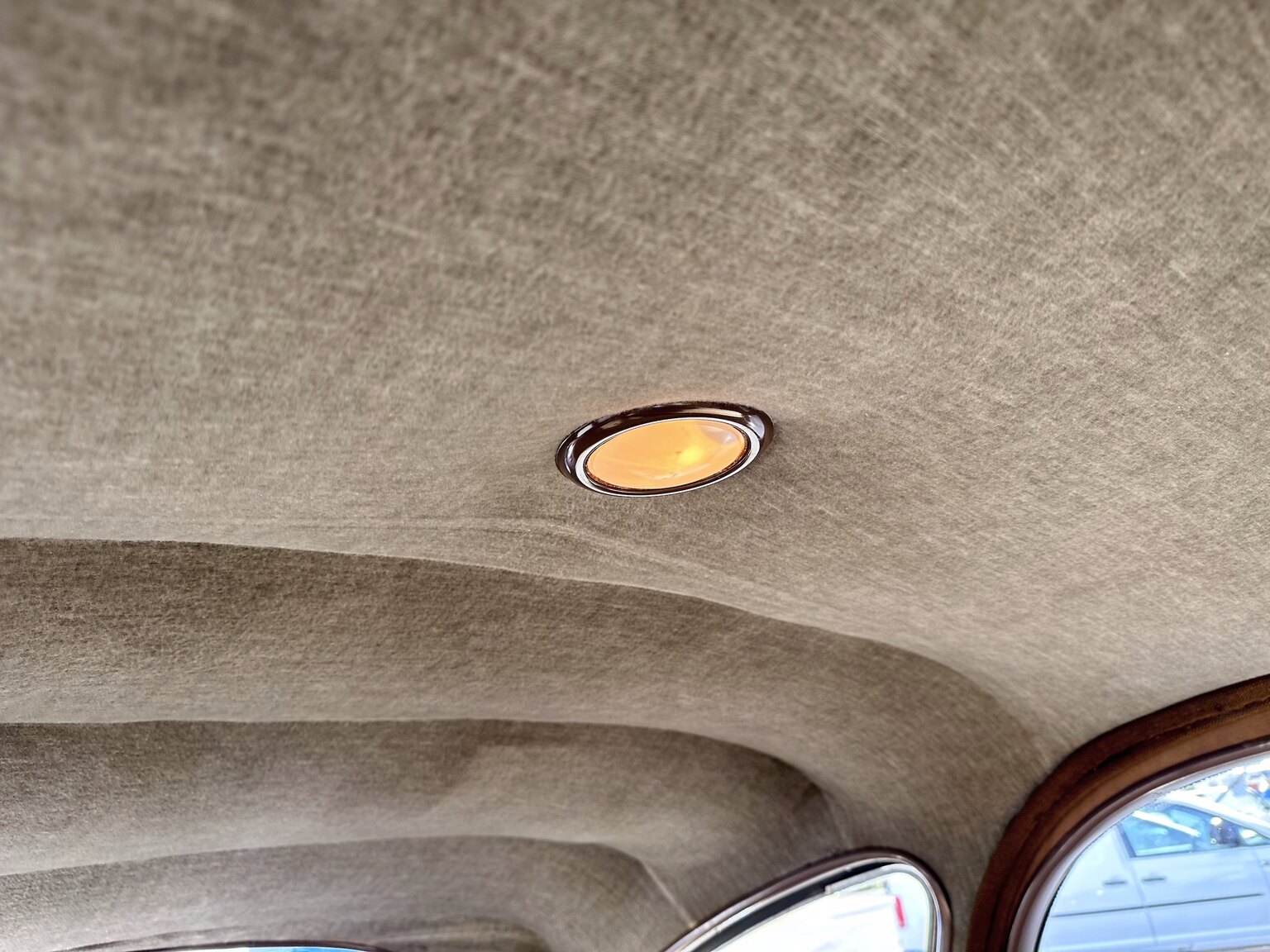 Interior image of 1938 Lincoln Zephyr Sedan V12