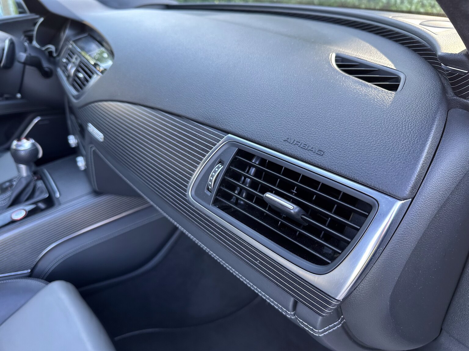 Interiörbild 2015 Audi RS7 (34)