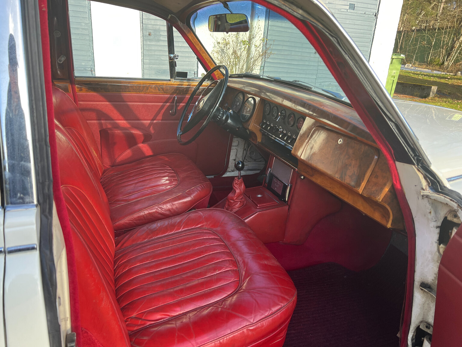 Interior image of 1963 Jaguar Mark II 3.8 Litre