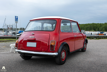 Exterior image of 1970 Austin Mini 1000