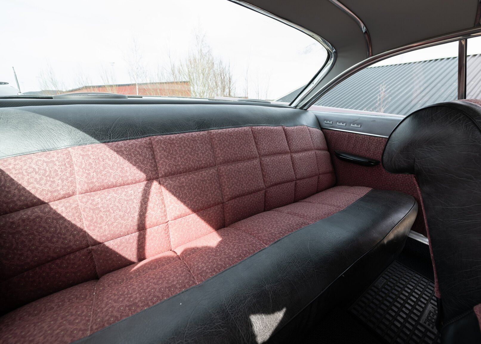 Interiörbild 1961 Chrysler New Yorker Sedan (34)