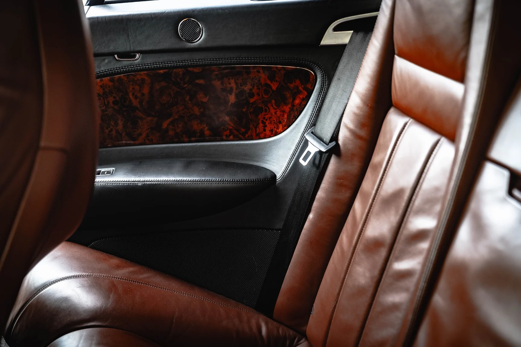 Innenraumfoto von 2007 Bentley Continental GTC (35)