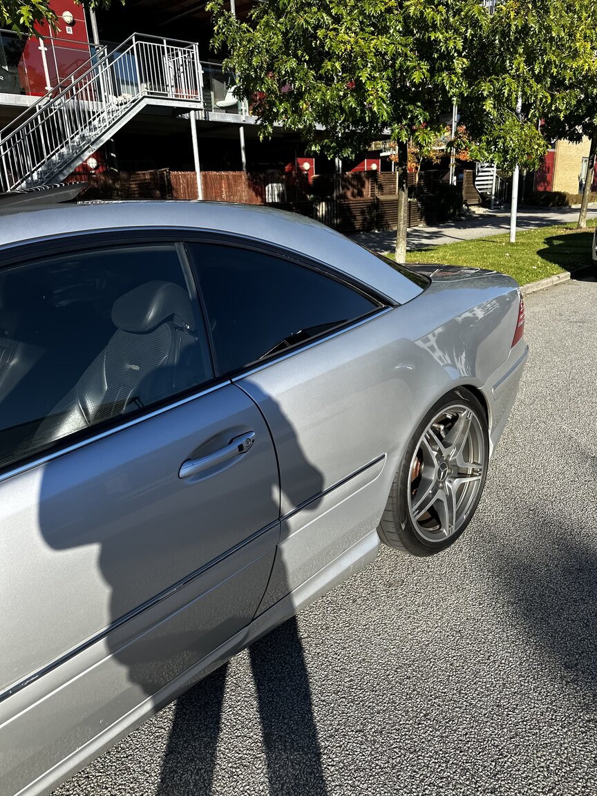 Exterior image of 2004 Mercedes-Benz CL 55 AMG
