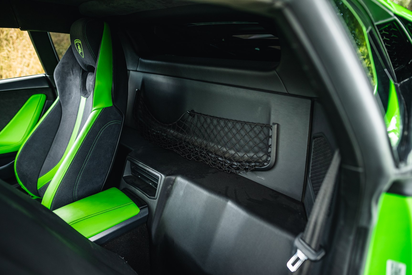 Interiörbild 2016 Lamborghini Huracan LP-610-4