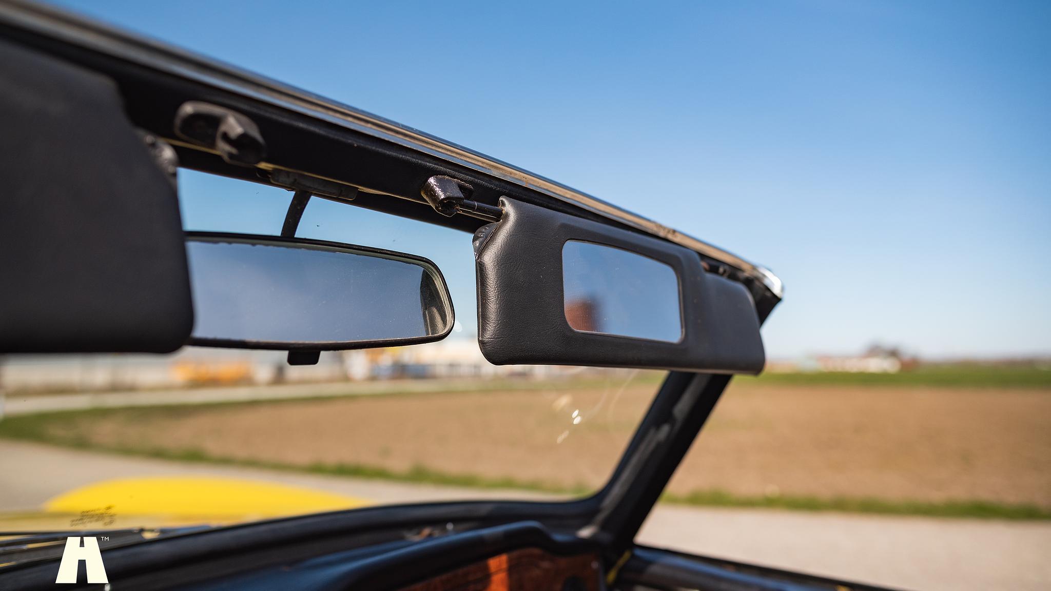 Interiörbild 1974 Triumph TR6 (28)