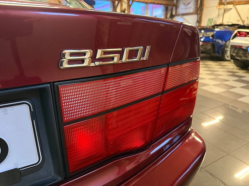 Bild von 1992 BMW 850 (14)