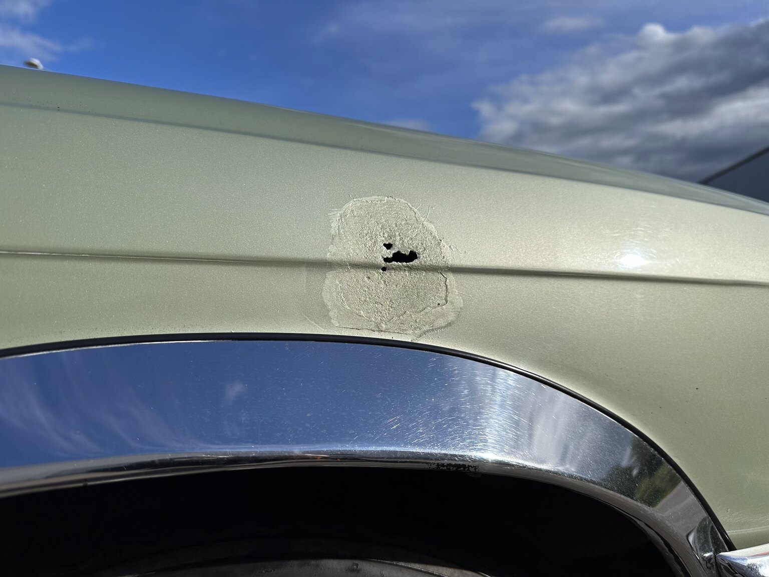 Exterior image of 1975 Mercedes Benz 450 SEL (58)