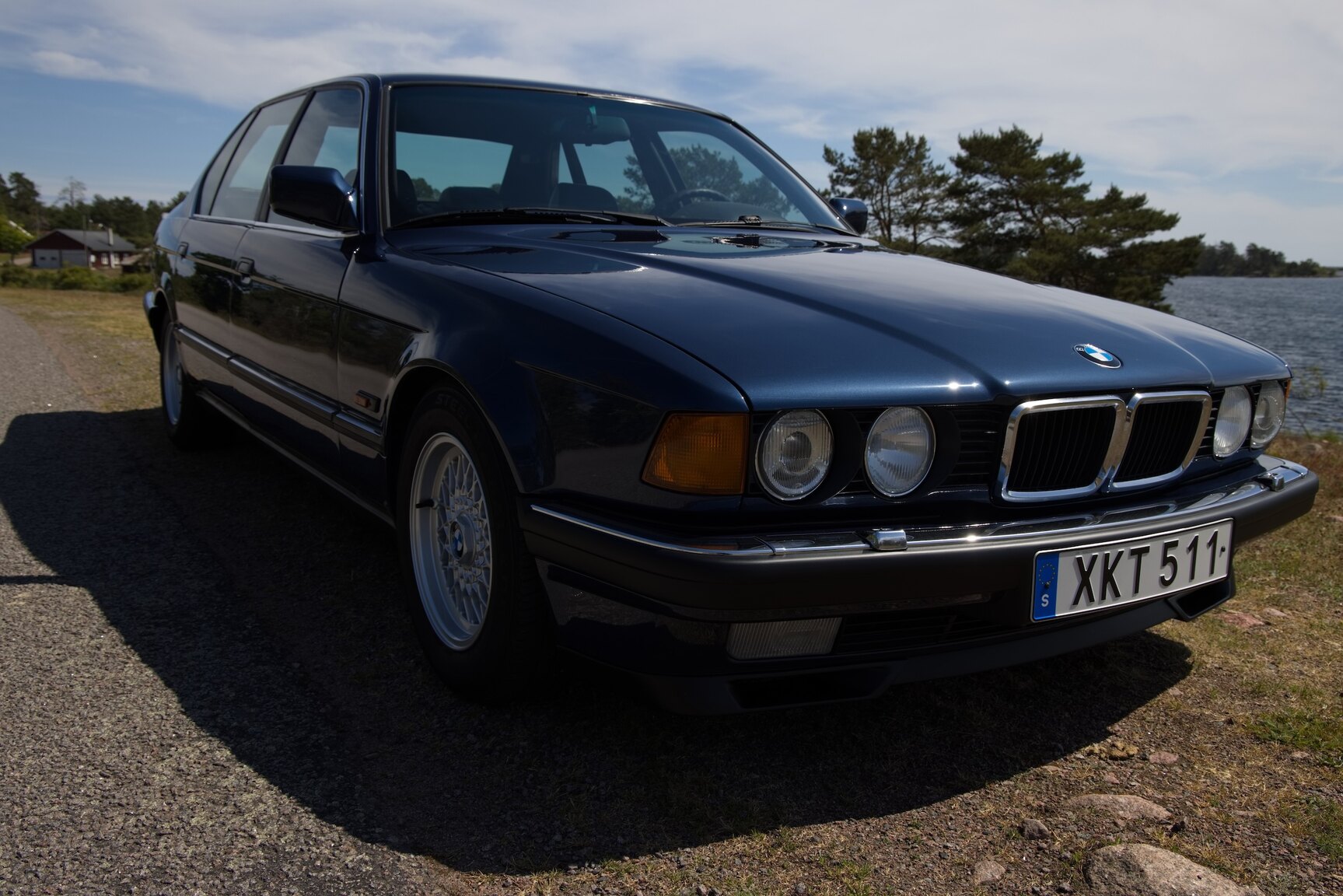 Exteriörbild på 1990 BMW 750 IAL Highline