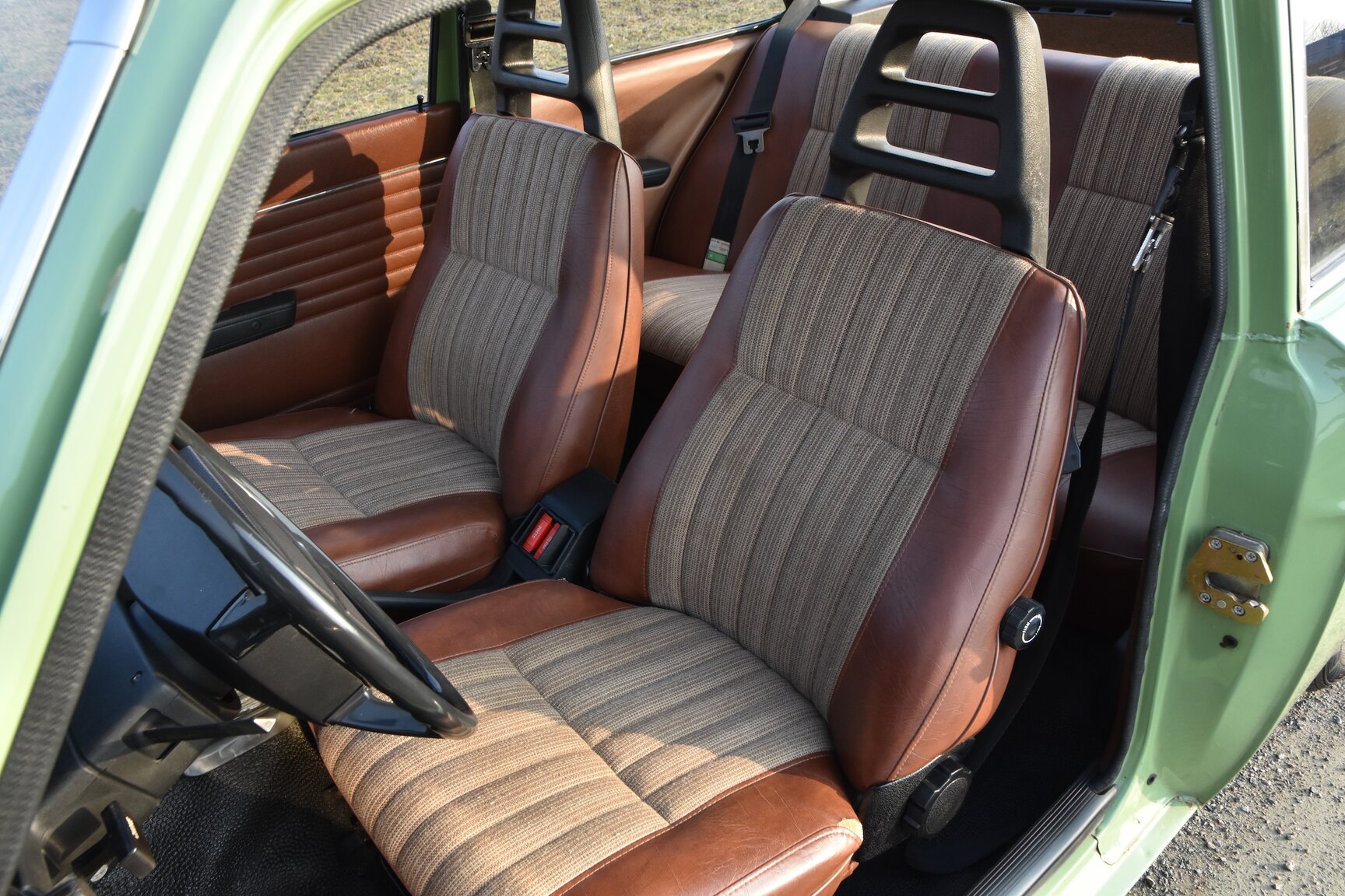 Interiörbild 1975 Volvo 242
